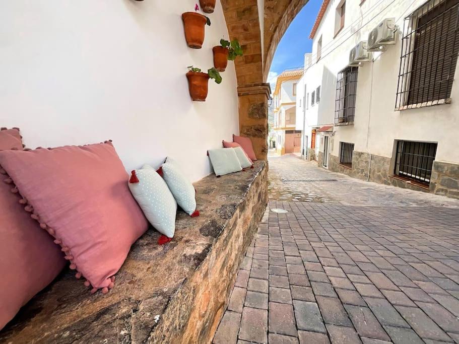 Casa De La Lonja